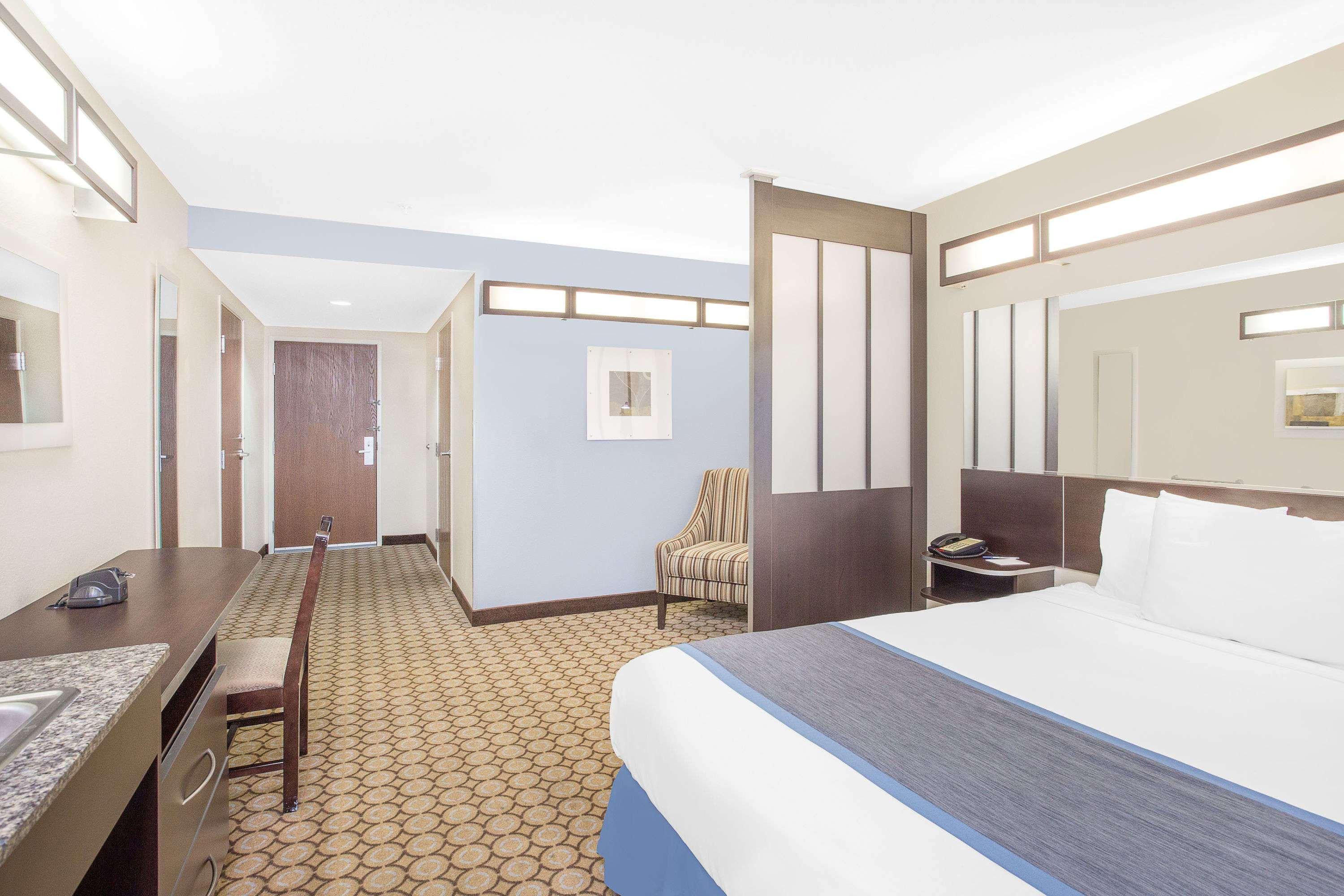 Microtel Inn And Suites San Angelo Exterior photo