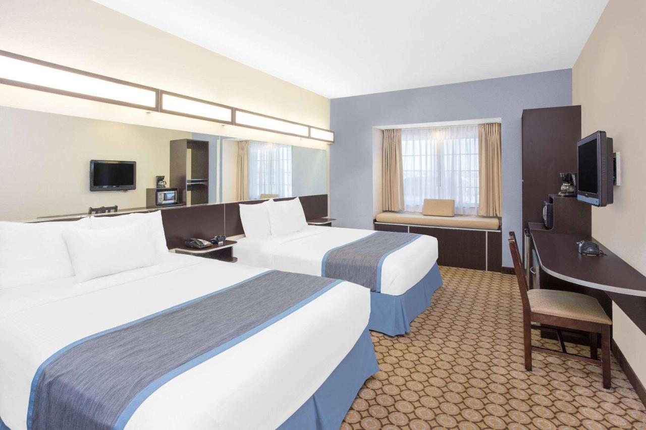 Microtel Inn And Suites San Angelo Exterior photo